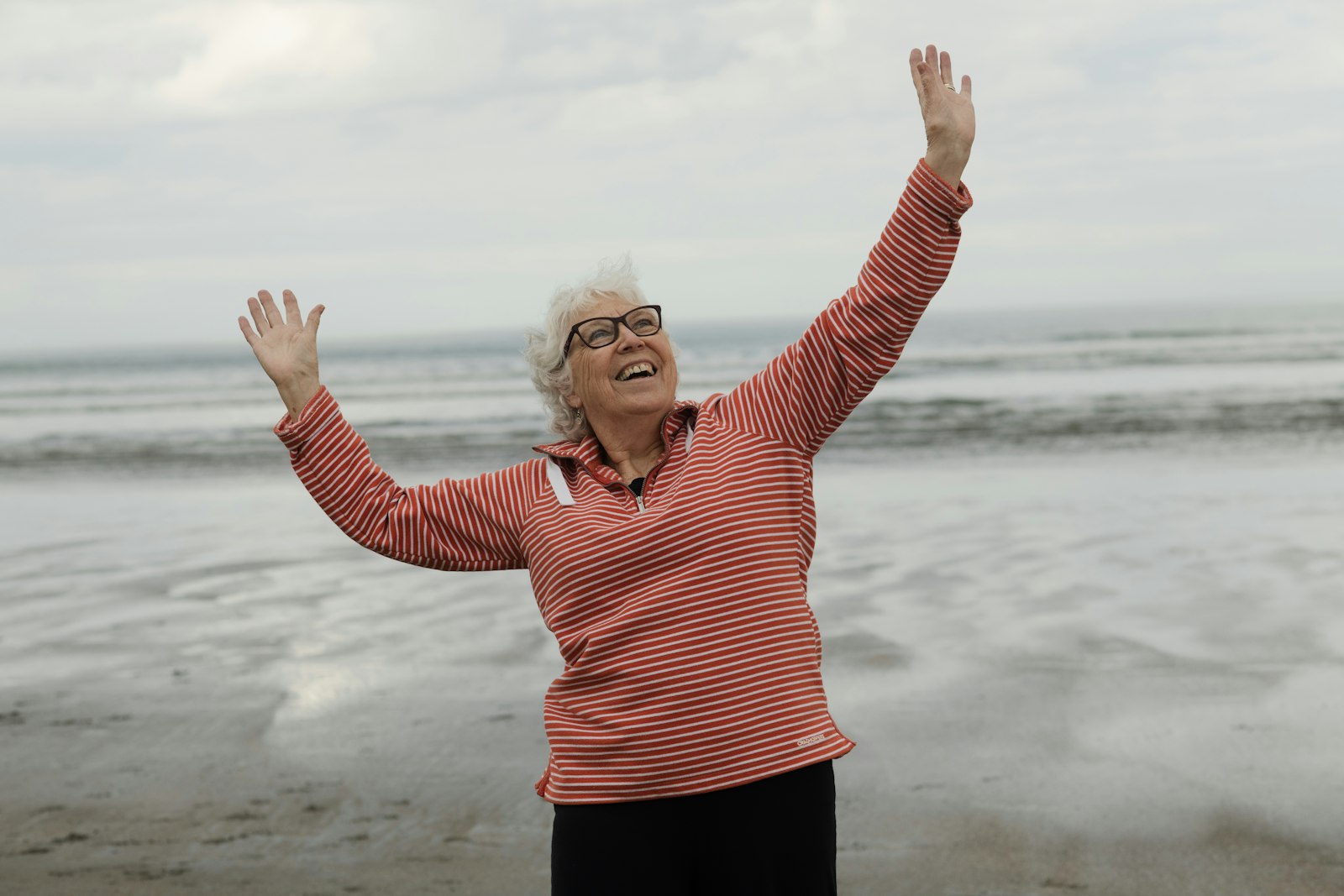 Best Menopause Hair Thinning Supplements, Ranked