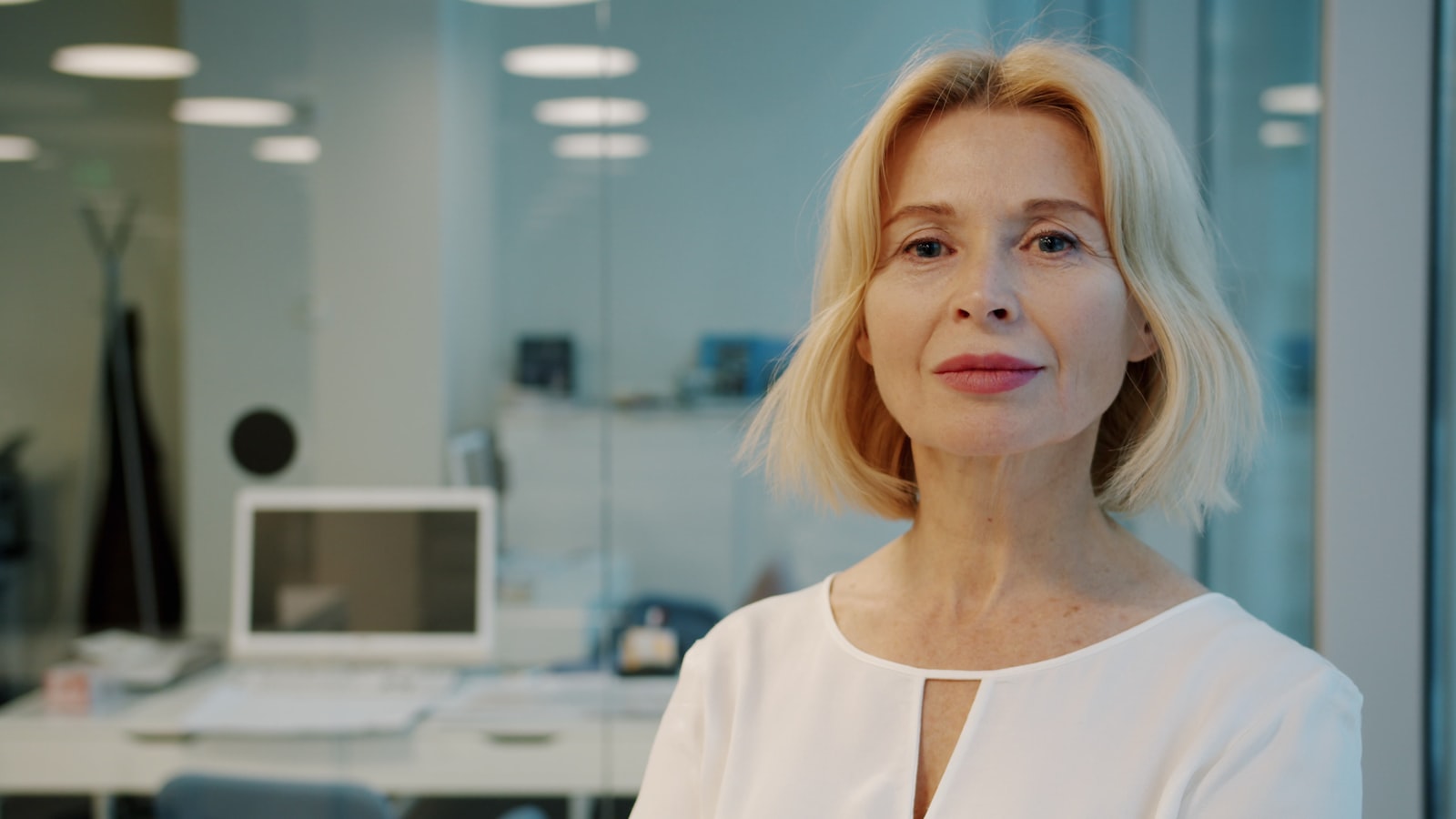 Best Menopause Joint Pain Supplements, Ranked
