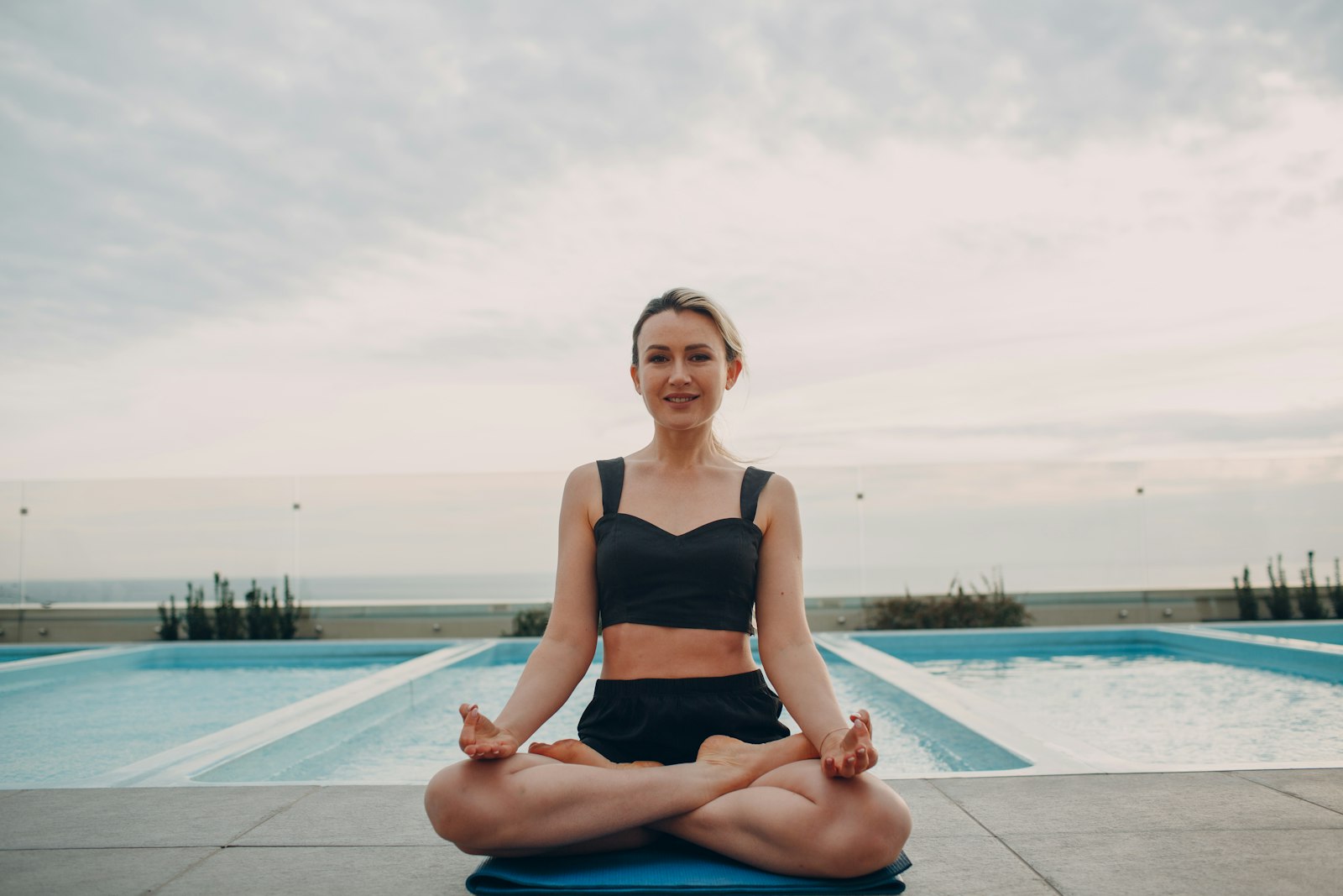 Natural Hormone Balance: Benefits & Side Effects